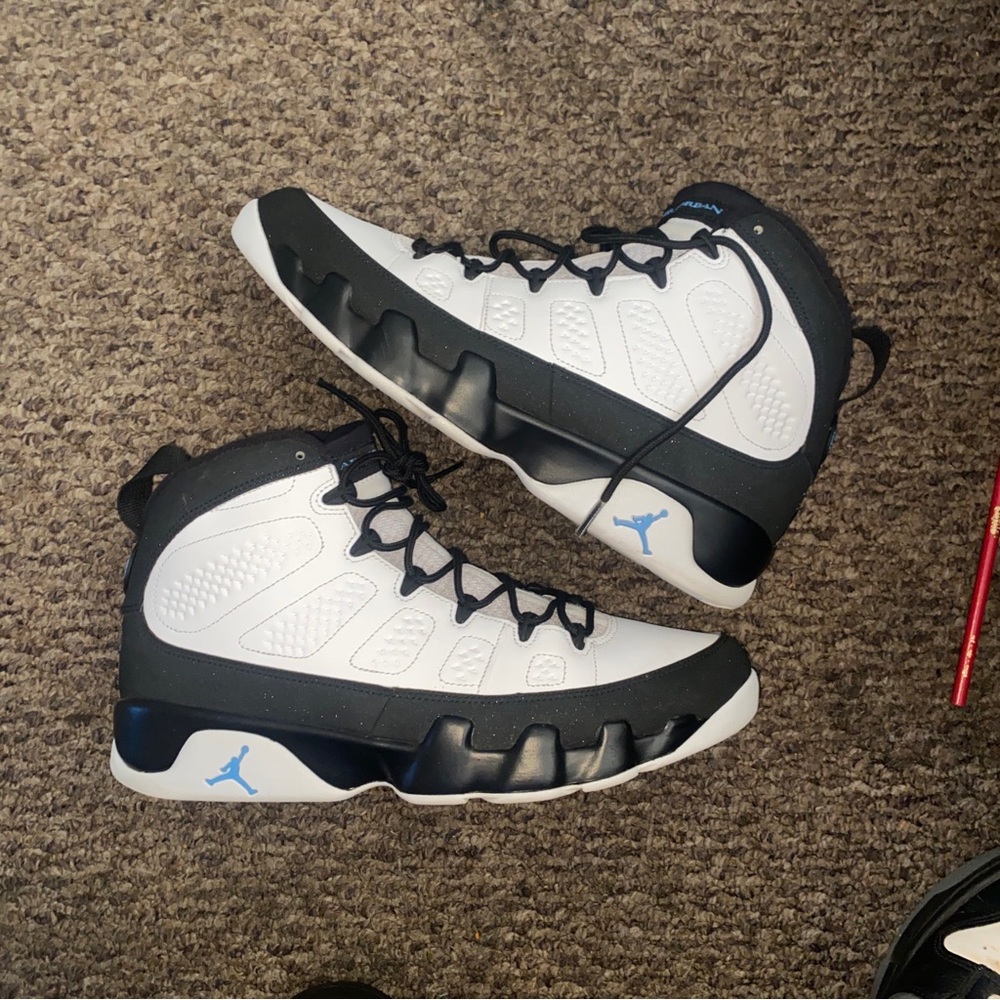 Jordan 9 - Picture 4 of 8